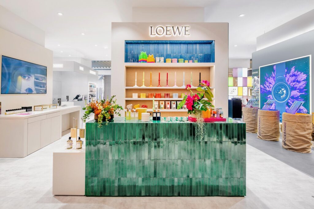 Loewe Pop-up candles and perfume store in KaDeWe Berlin, Germany